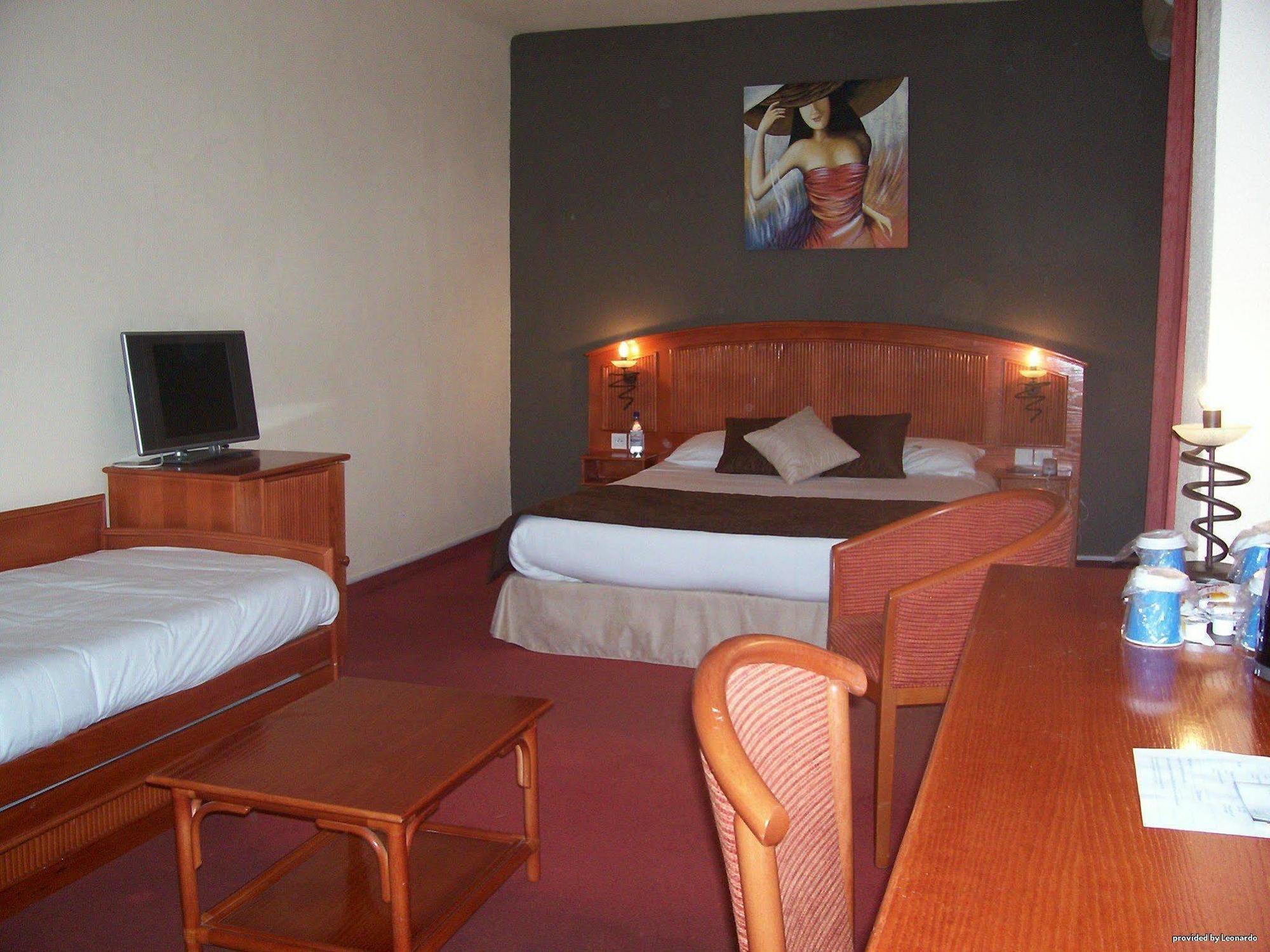 B&B Hotel Perpignan Centre Room photo